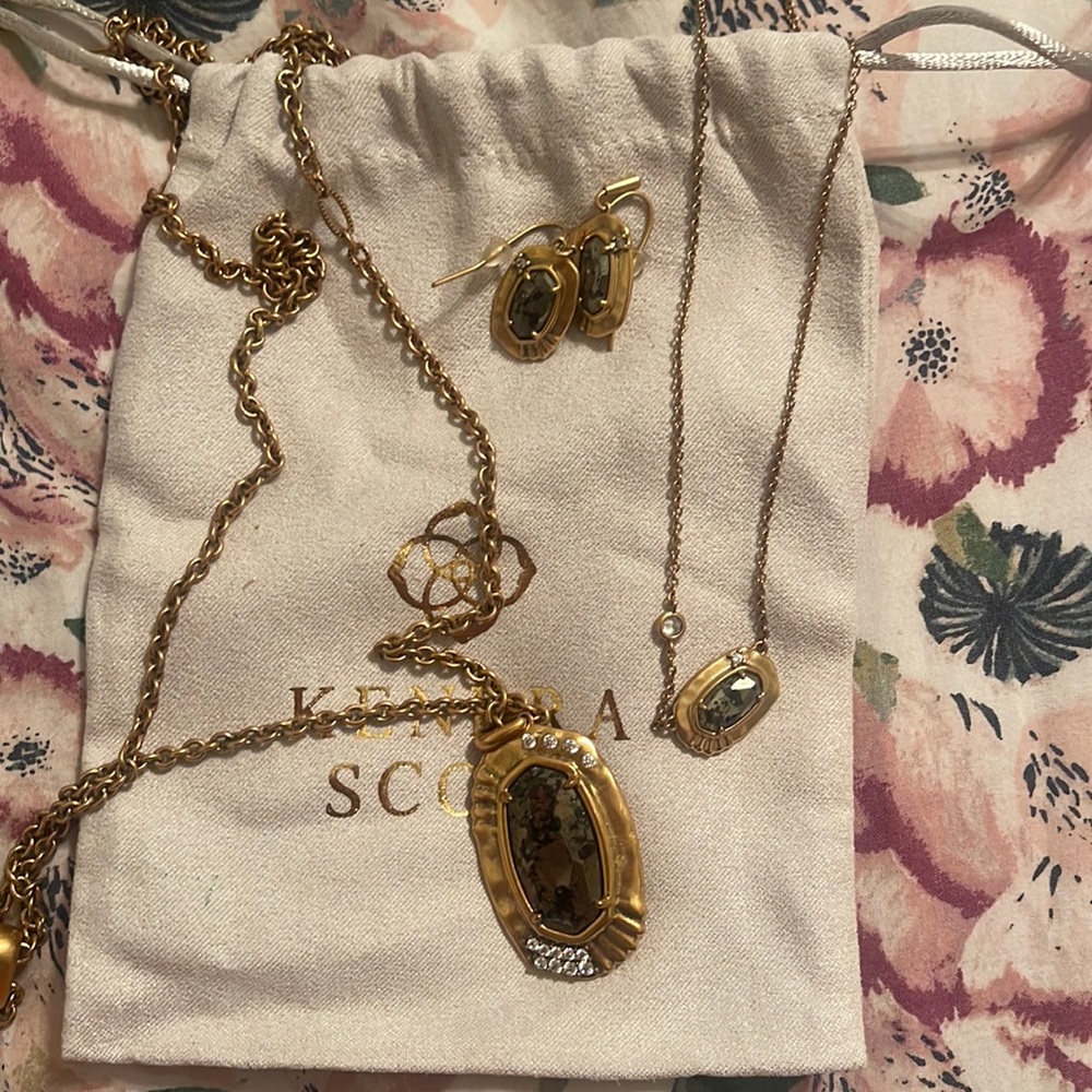 Kendra Scott Vintage Gold Matching Set